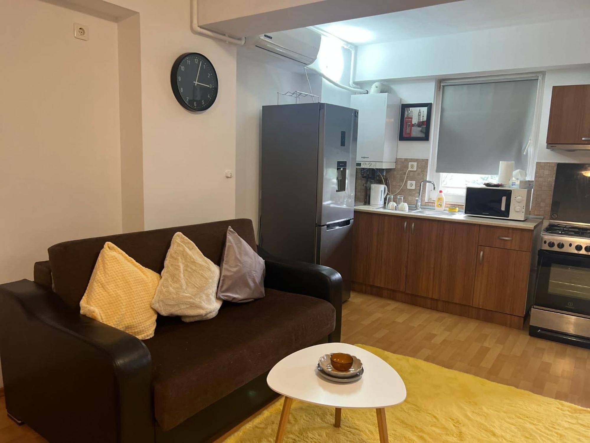 Tranzzit Airport Apartament Отопени Экстерьер фото